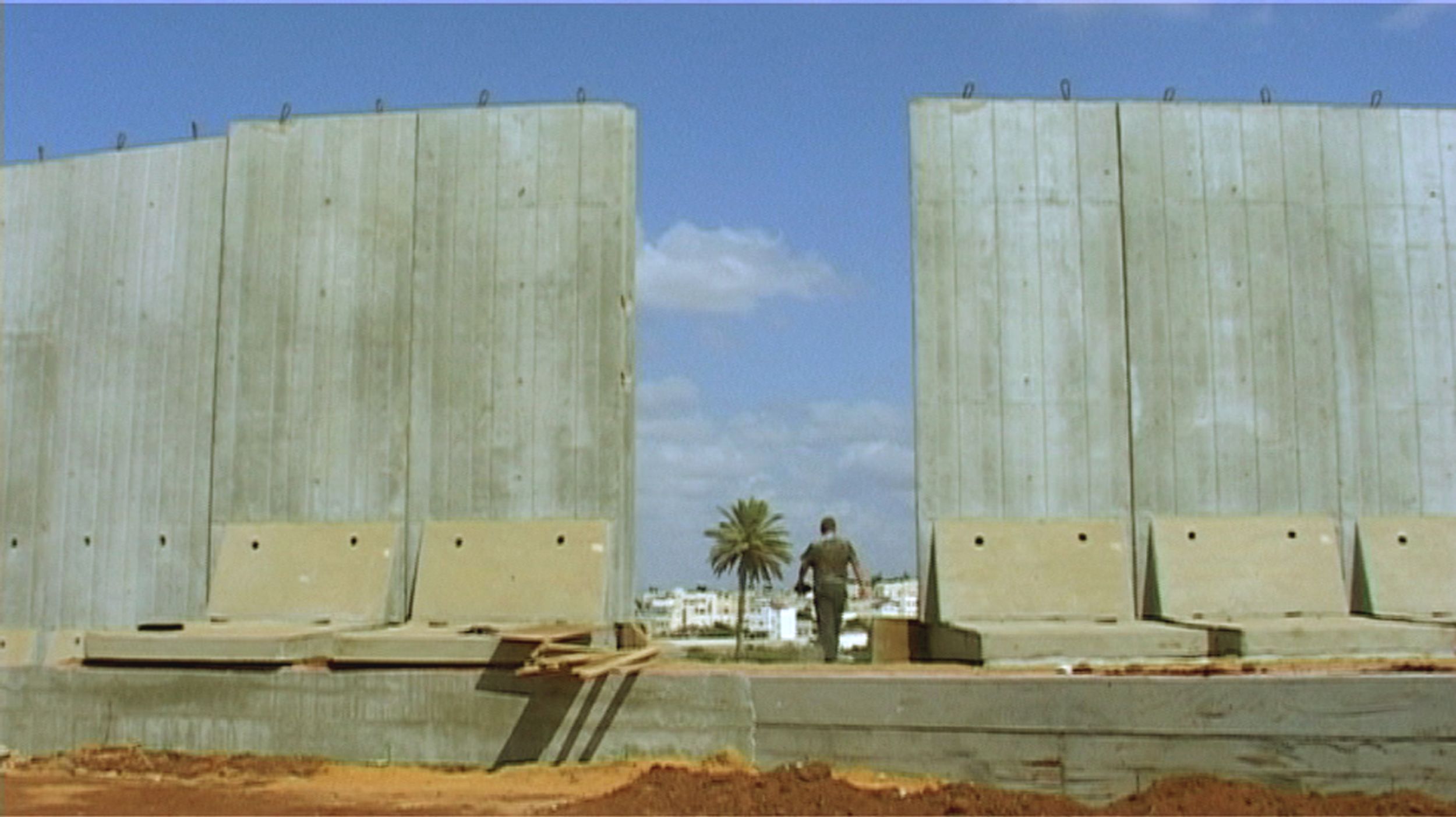 Route 181, Fragments of a Journey in Palestine-Israel